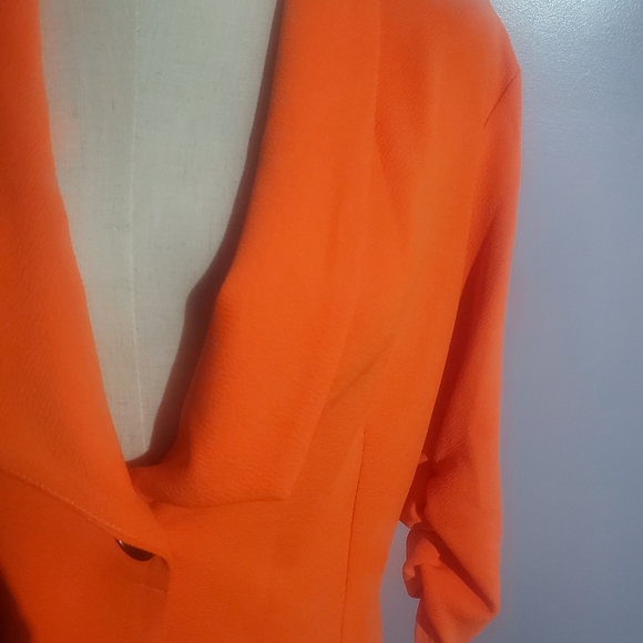 **3/20 Beyove orange cardigan jacket size medium - Picture 2 of 6